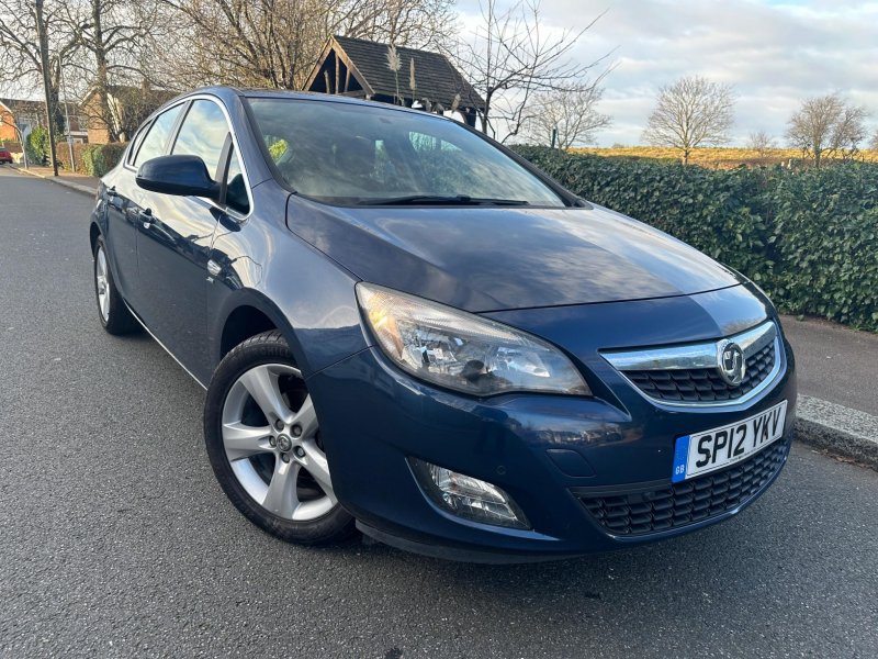 VAUXHALL ASTRA
