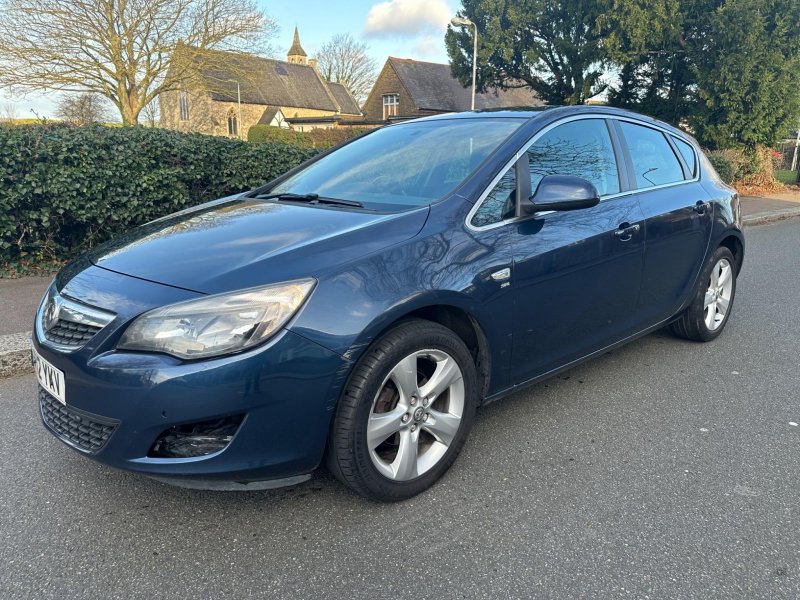 VAUXHALL ASTRA