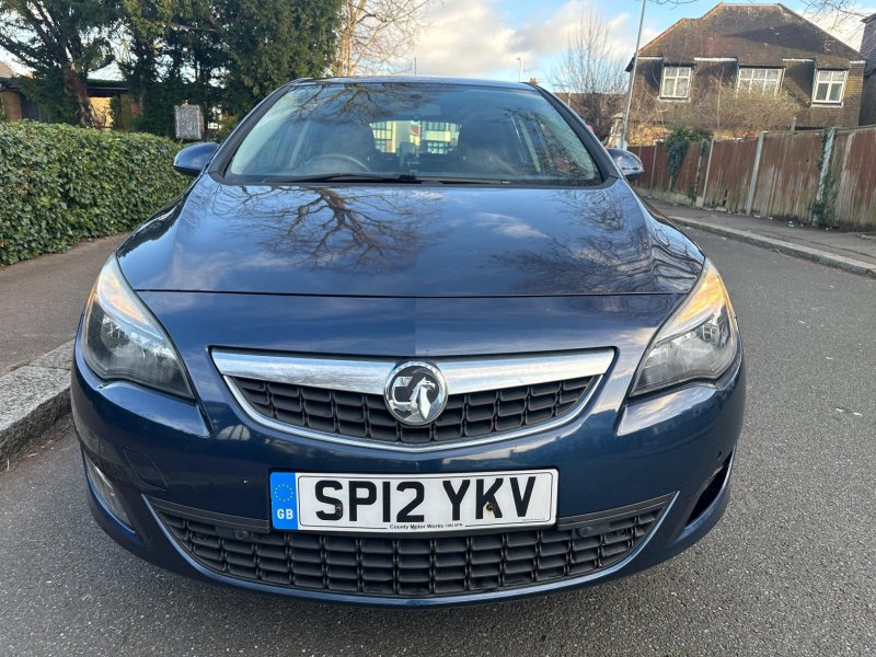VAUXHALL ASTRA