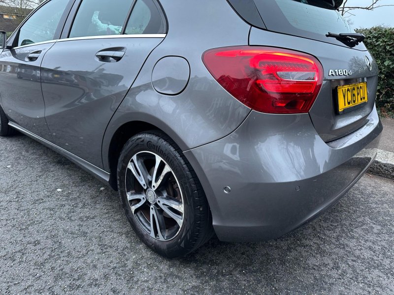 MERCEDES-BENZ A CLASS