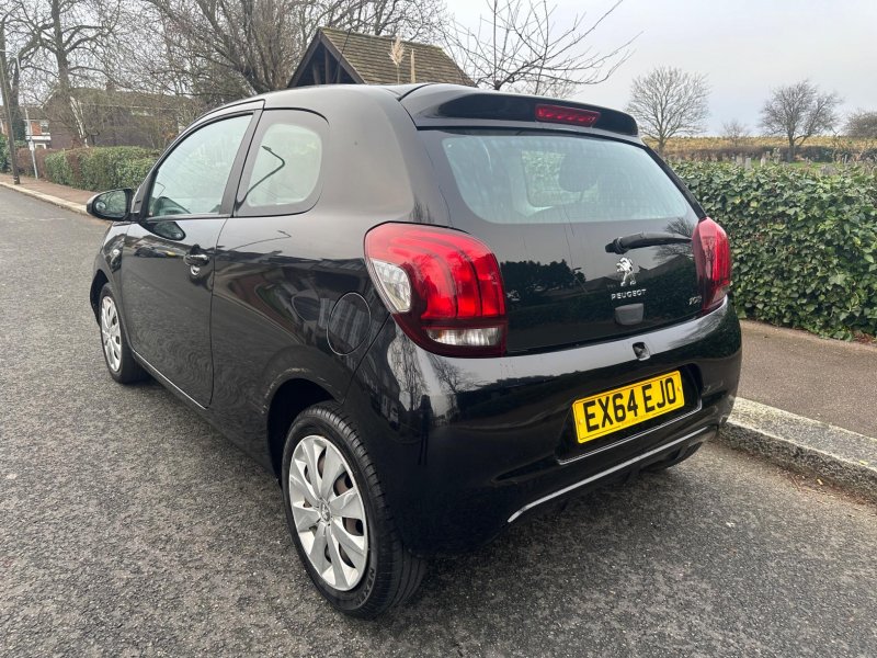PEUGEOT 108