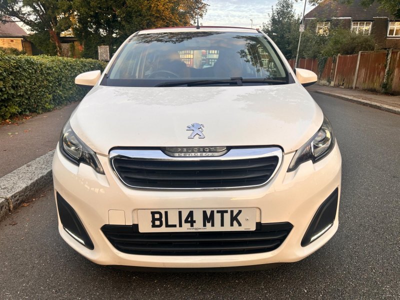 PEUGEOT 108