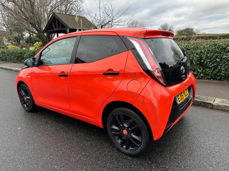 TOYOTA AYGO