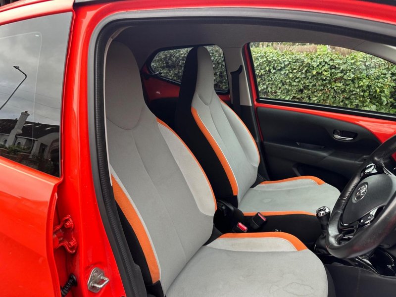 TOYOTA AYGO