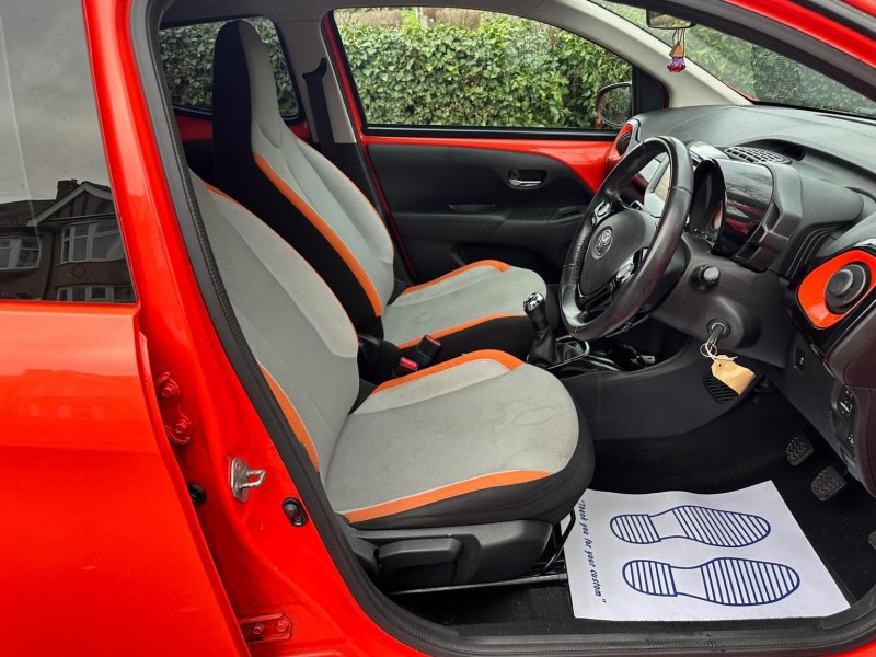 TOYOTA AYGO