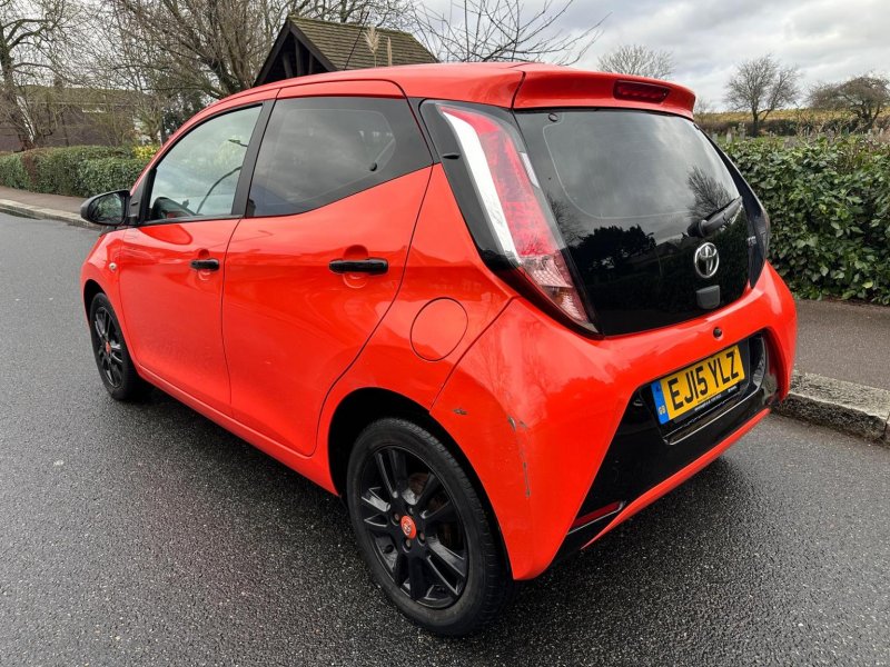 TOYOTA AYGO