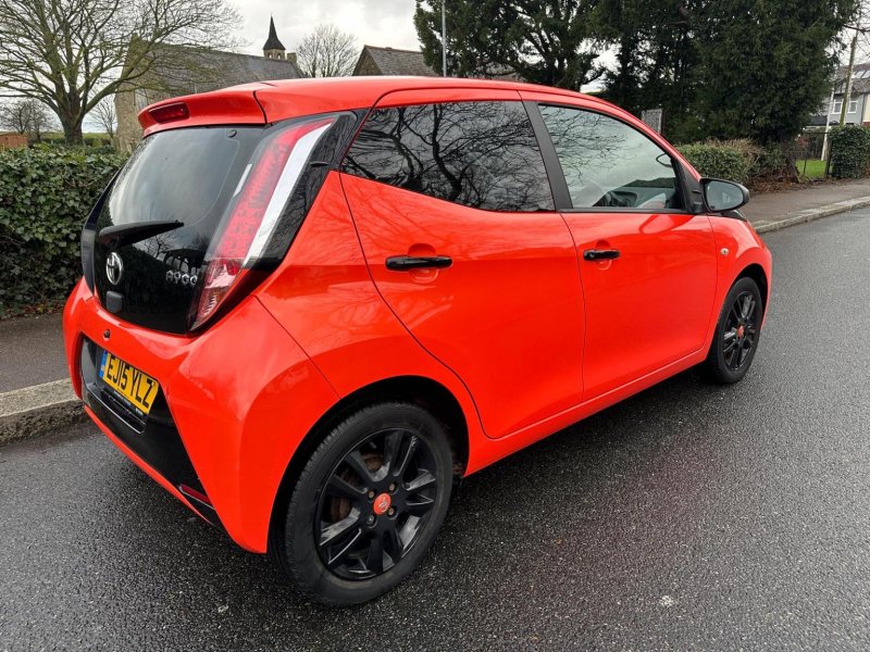 TOYOTA AYGO