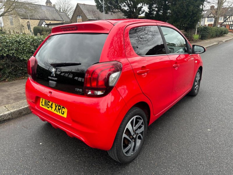PEUGEOT 108