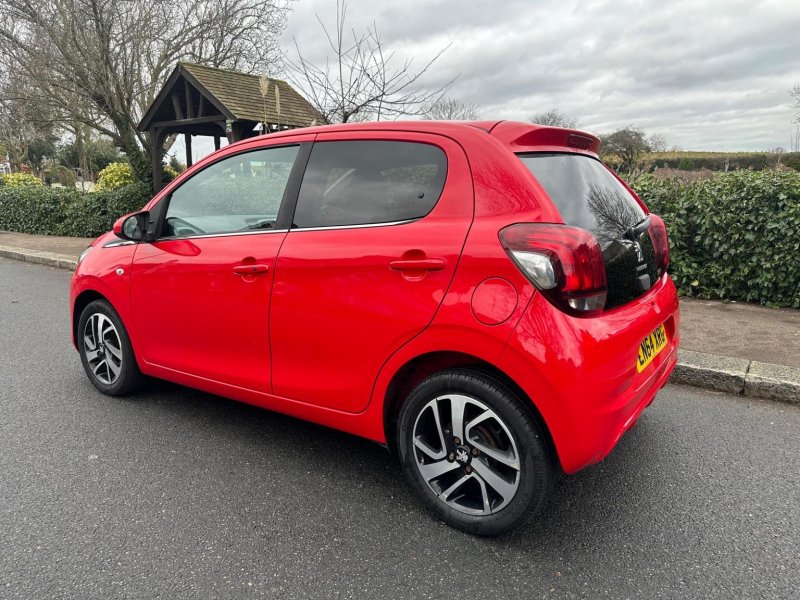 PEUGEOT 108