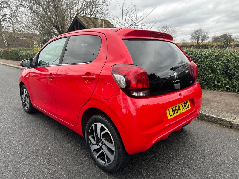 PEUGEOT 108