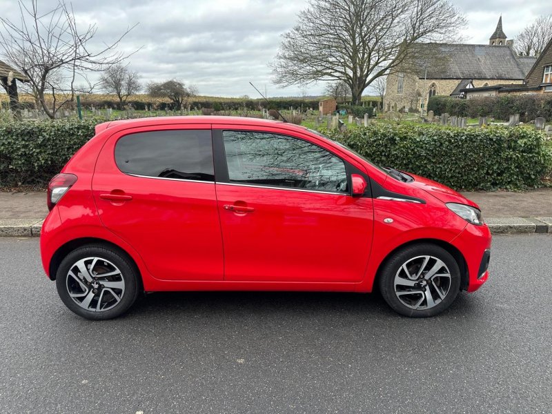 View PEUGEOT 108 1.2 VTi PureTech Allure Euro 5 5dr