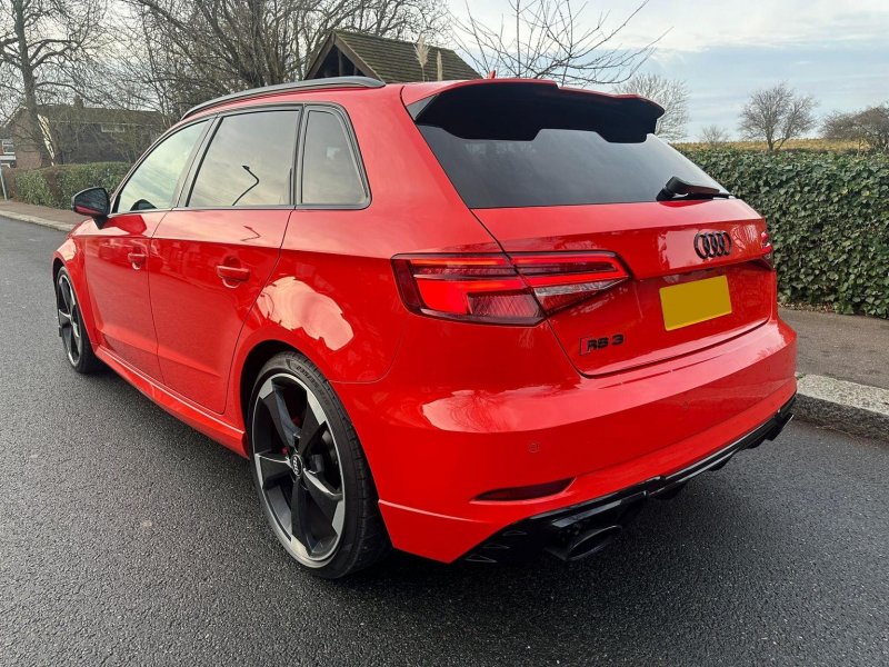 AUDI RS3