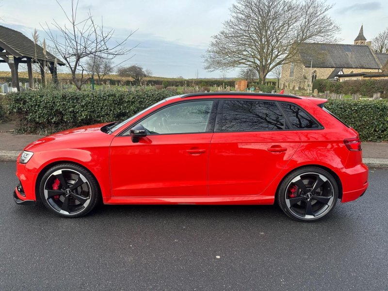 AUDI RS3