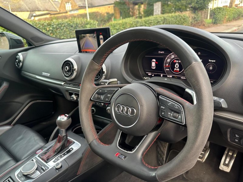 AUDI RS3