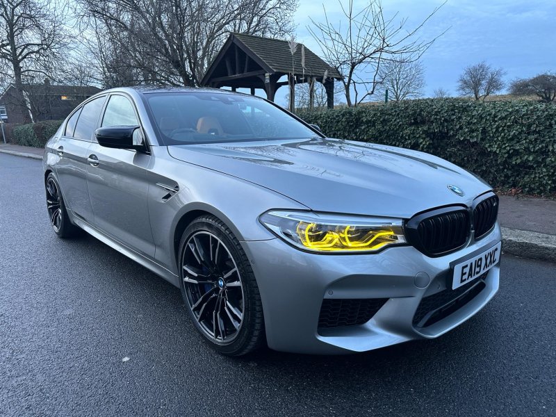 BMW M5