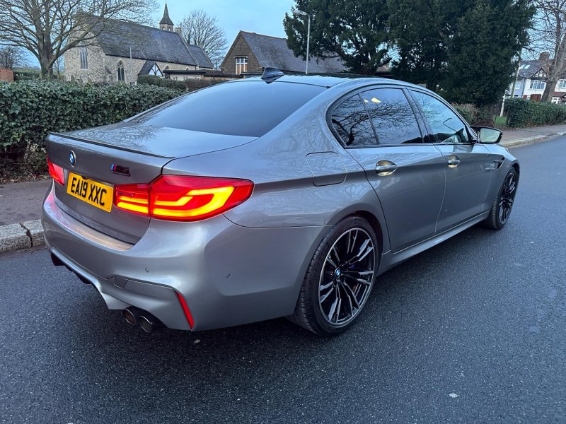 BMW M5