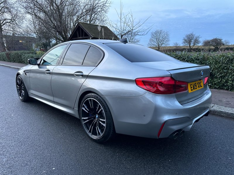 BMW M5