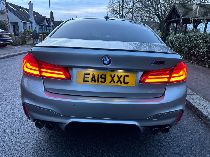 BMW M5