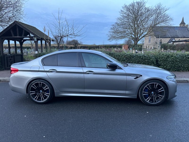 BMW M5