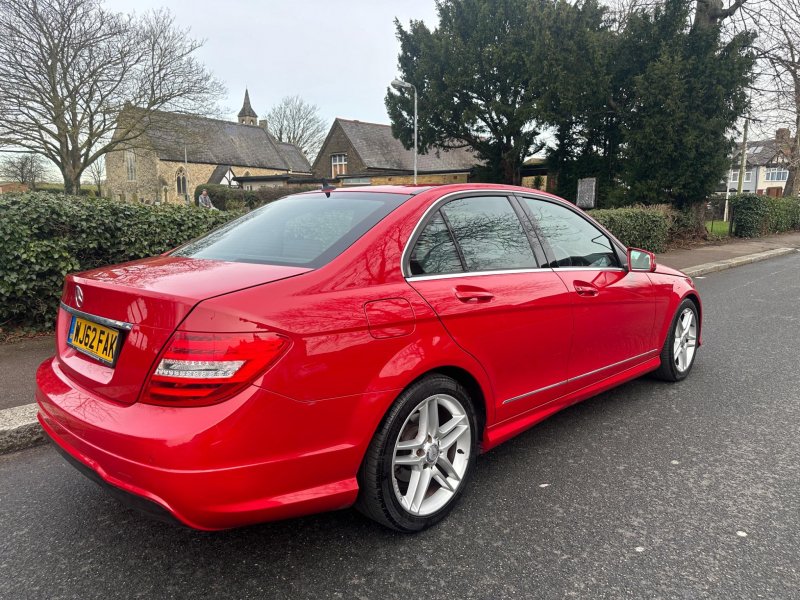 MERCEDES-BENZ C CLASS