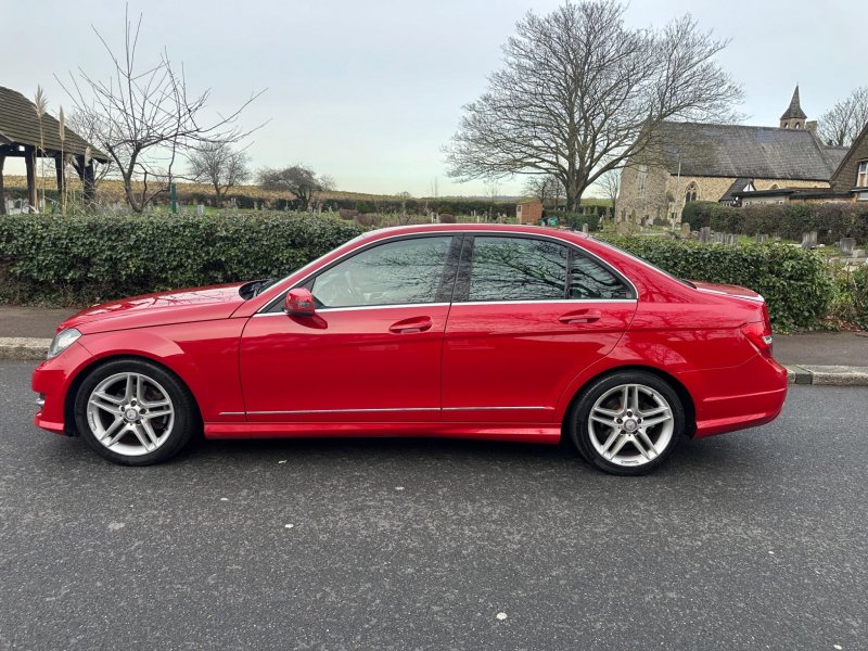 MERCEDES-BENZ C CLASS