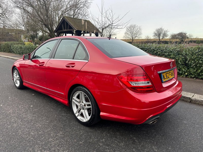 MERCEDES-BENZ C CLASS