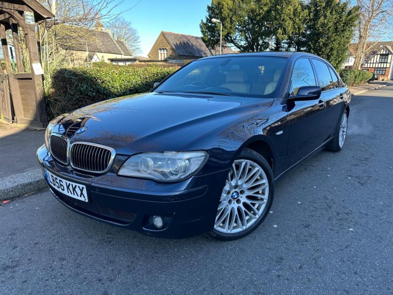 BMW 7 SERIES