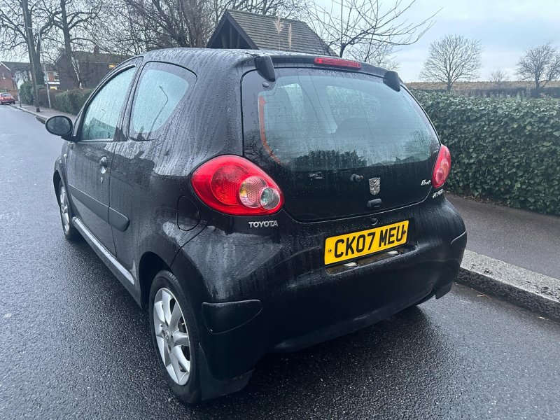 TOYOTA AYGO