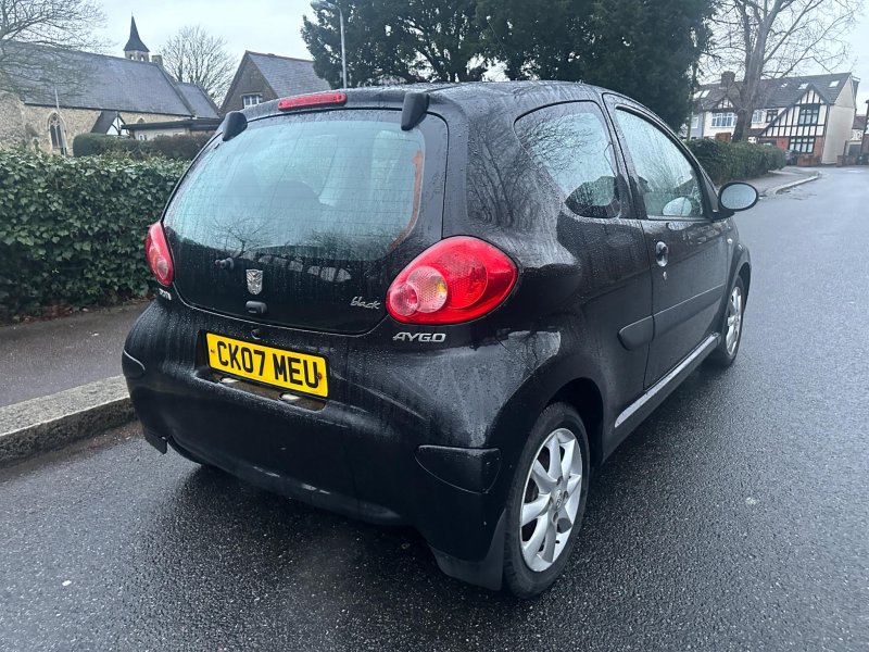 TOYOTA AYGO