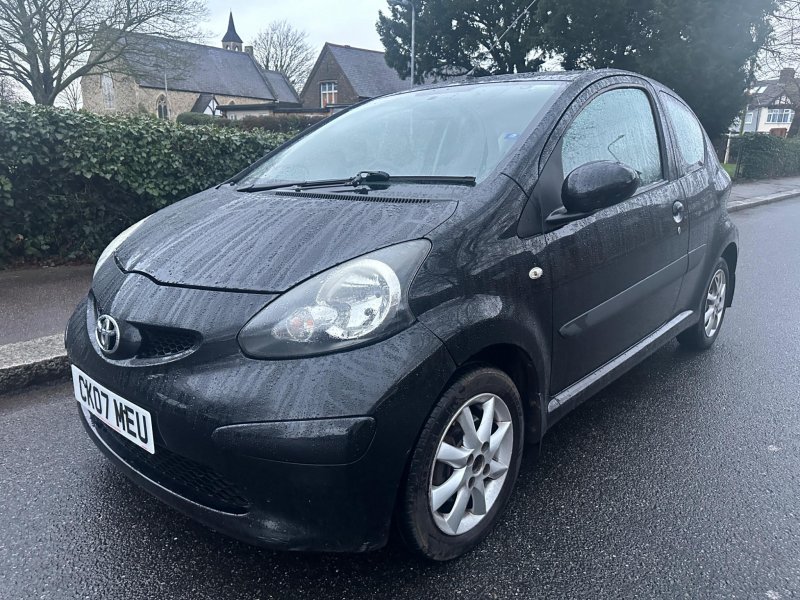 TOYOTA AYGO