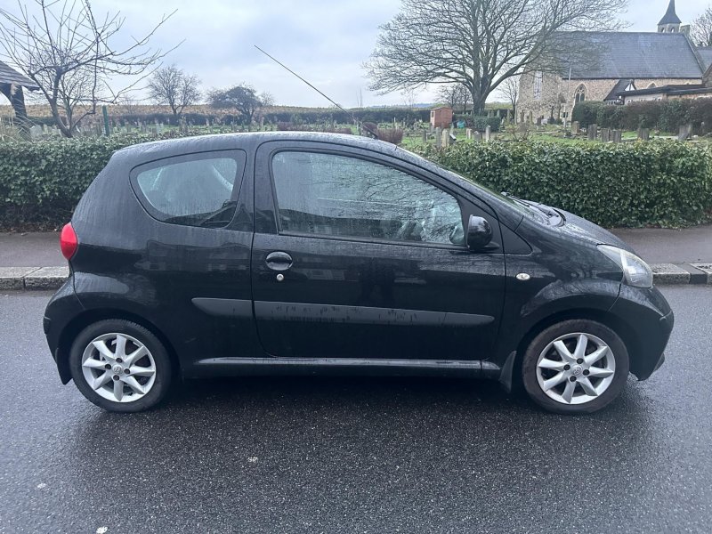 View TOYOTA AYGO 1.0 VVT-i Black Euro 4 3dr