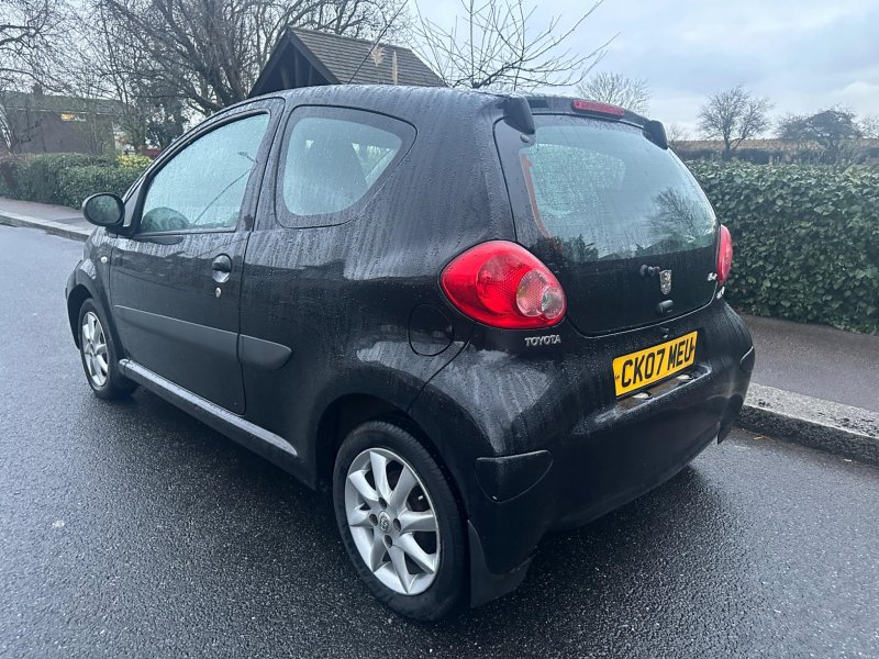 TOYOTA AYGO
