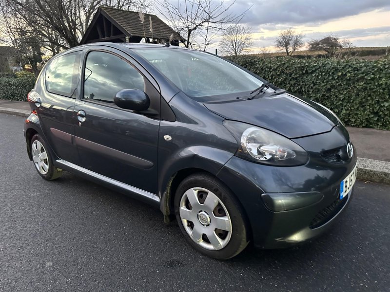 TOYOTA AYGO