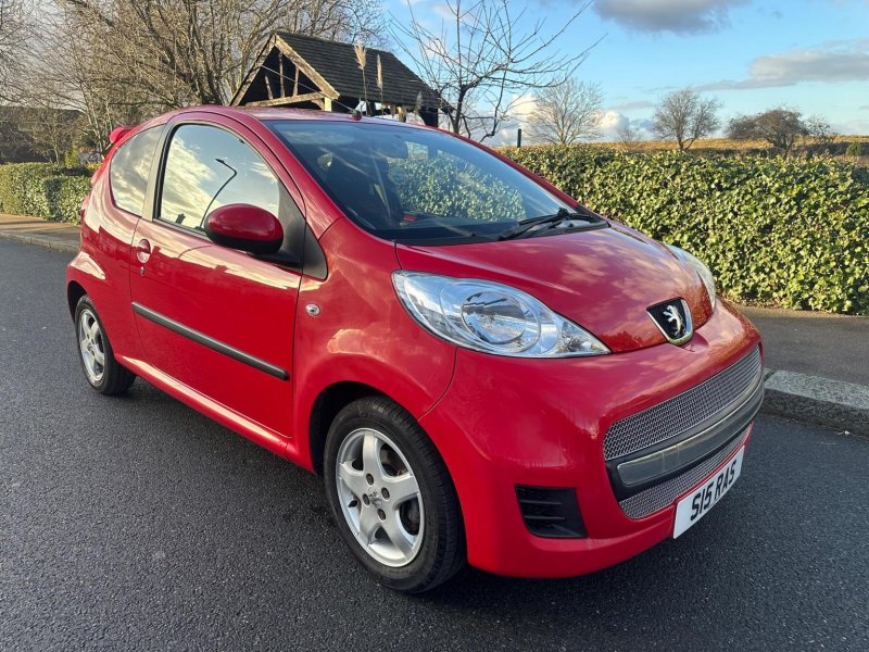 PEUGEOT 107