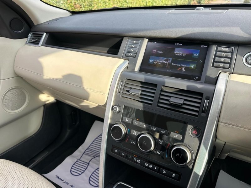LAND ROVER DISCOVERY SPORT