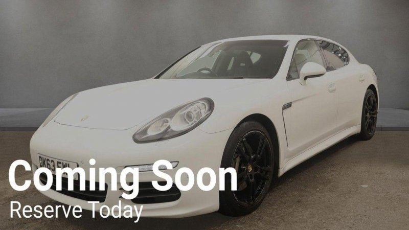 PORSCHE PANAMERA