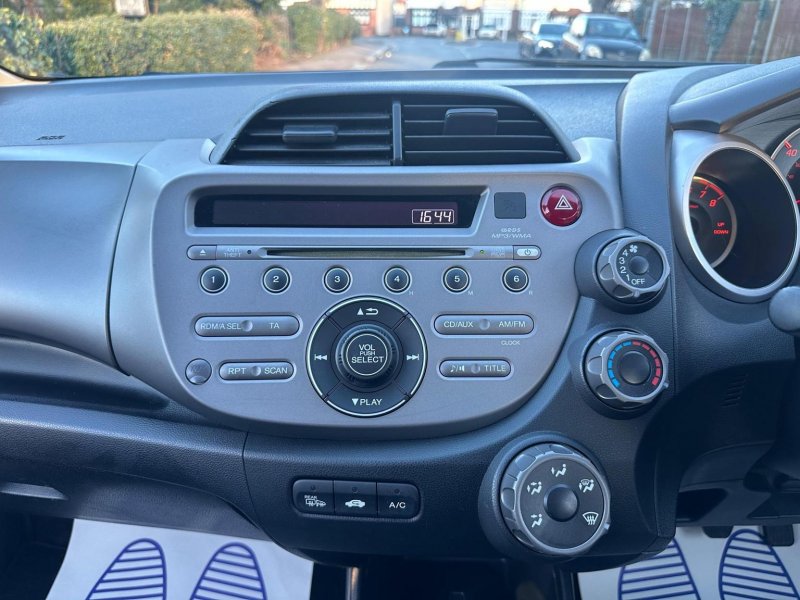 HONDA JAZZ
