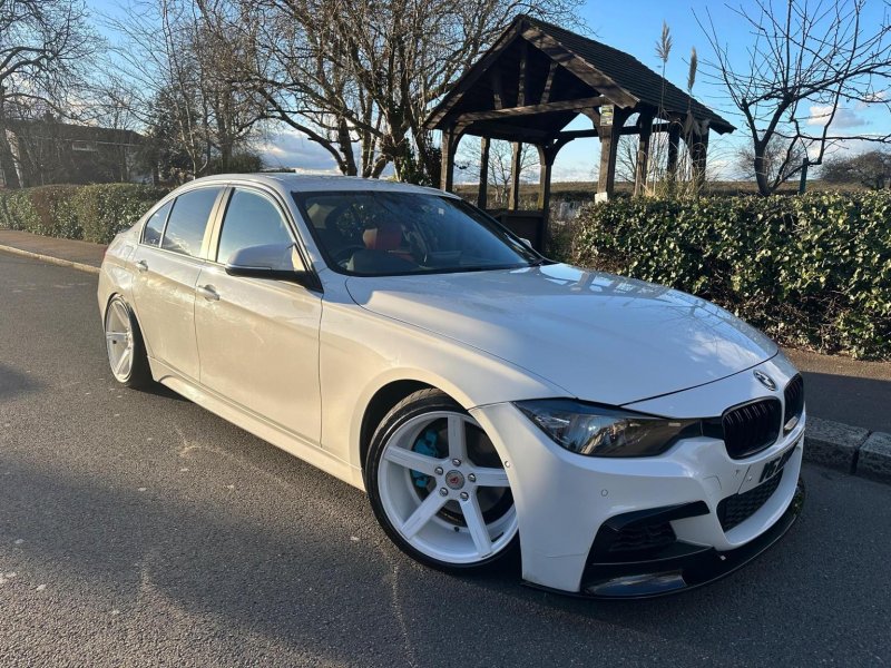 View BMW 3 SERIES 2.0 330e 7.6kWh SE Auto Euro 6 (s/s) 4dr