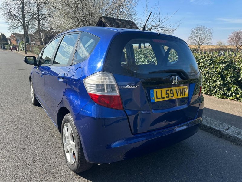 HONDA JAZZ