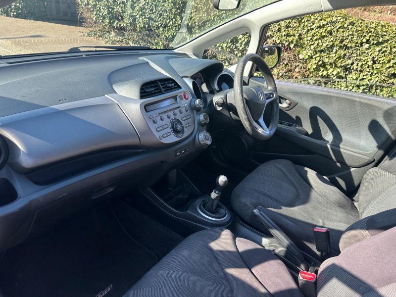 HONDA JAZZ