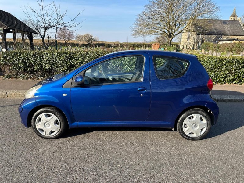 TOYOTA AYGO