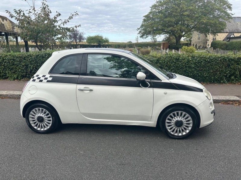 View FIAT 500 1.2 Lounge Euro 5 (s/s) 3dr
