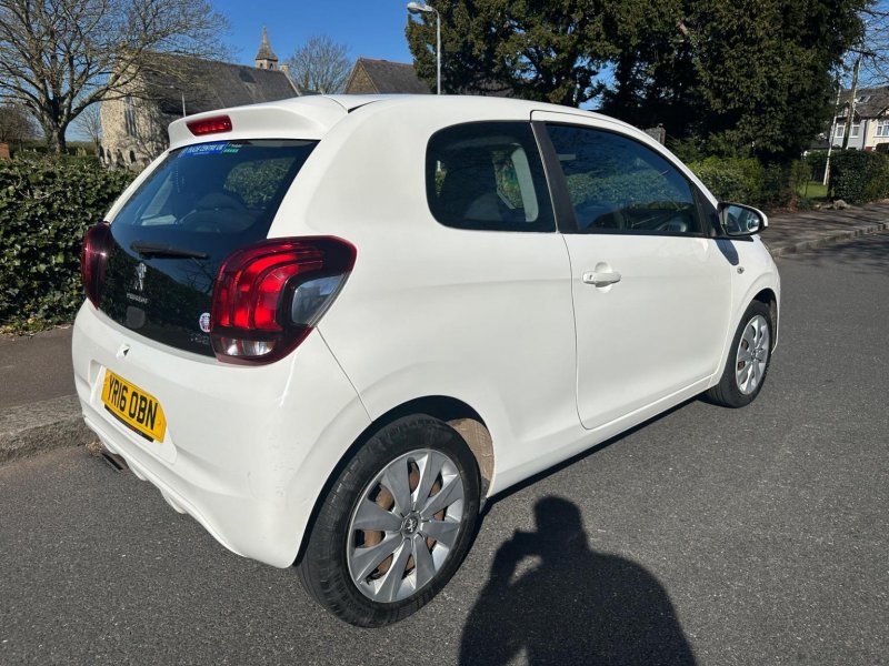 PEUGEOT 108