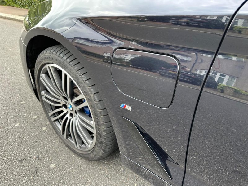 BMW 5 SERIES