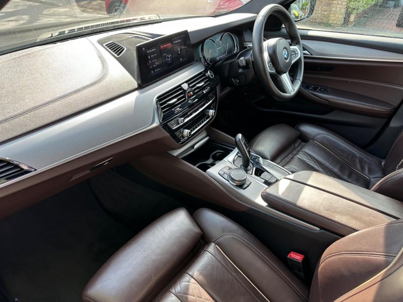 BMW 5 SERIES