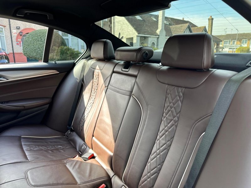 BMW 5 SERIES