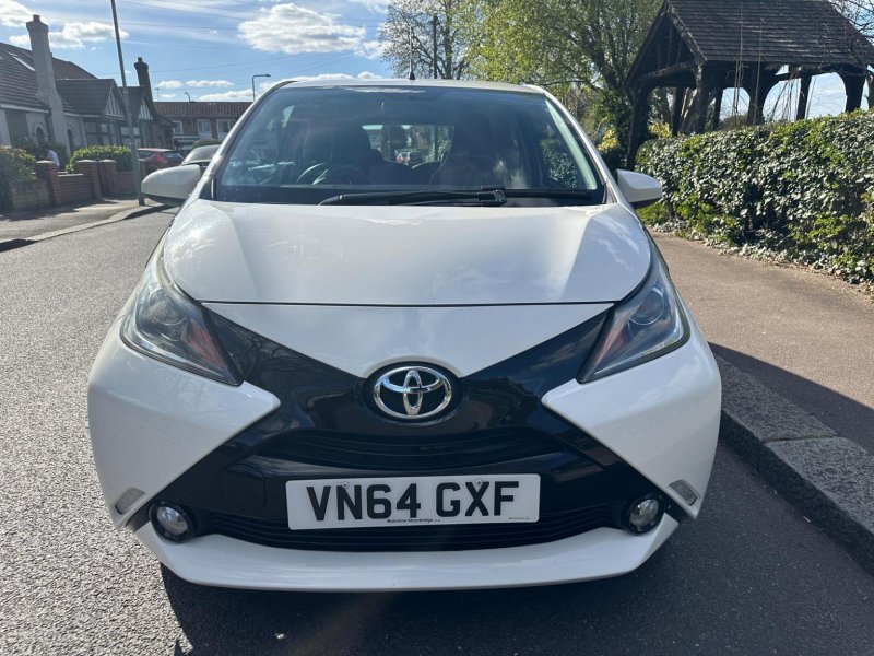 TOYOTA AYGO