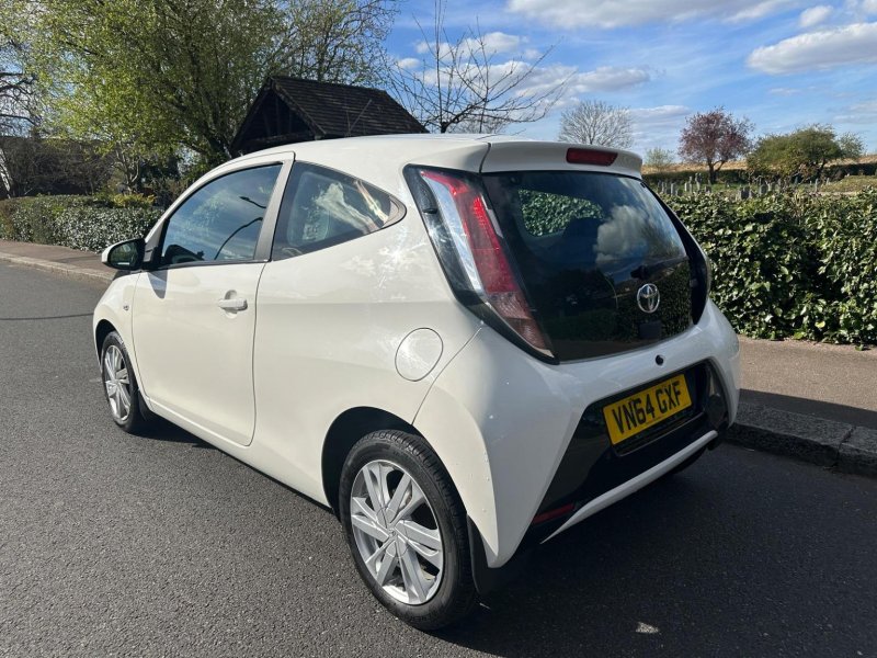 TOYOTA AYGO