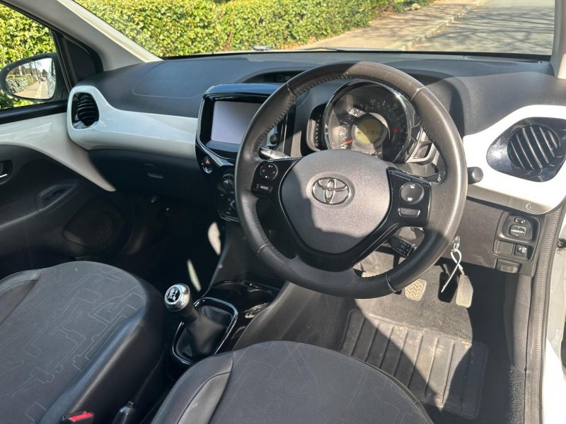 TOYOTA AYGO