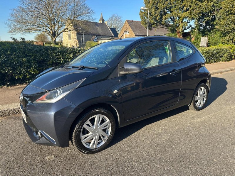 TOYOTA AYGO